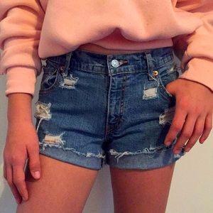 LEVI Jean Shorts